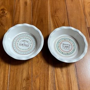 Ceramic pie plate set. Pie for one. Pot pie baking dish set